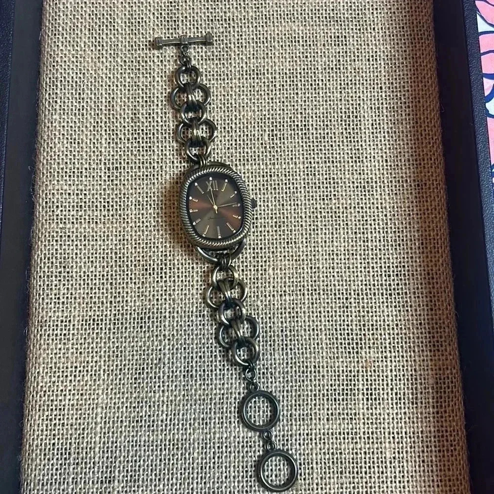 Premier Designs Antique Gold Watch *needs battery*